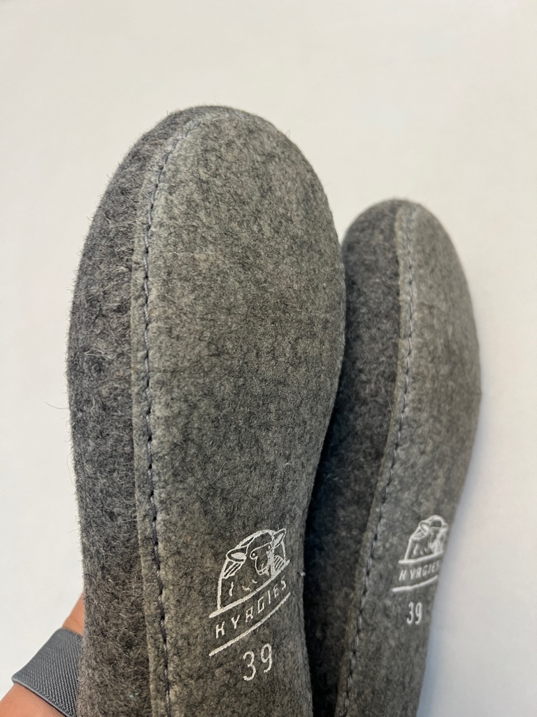 Kyrgies Boiled Wool Gray Slippers Womens Size 39= 8.5/9 — image 7 of 8